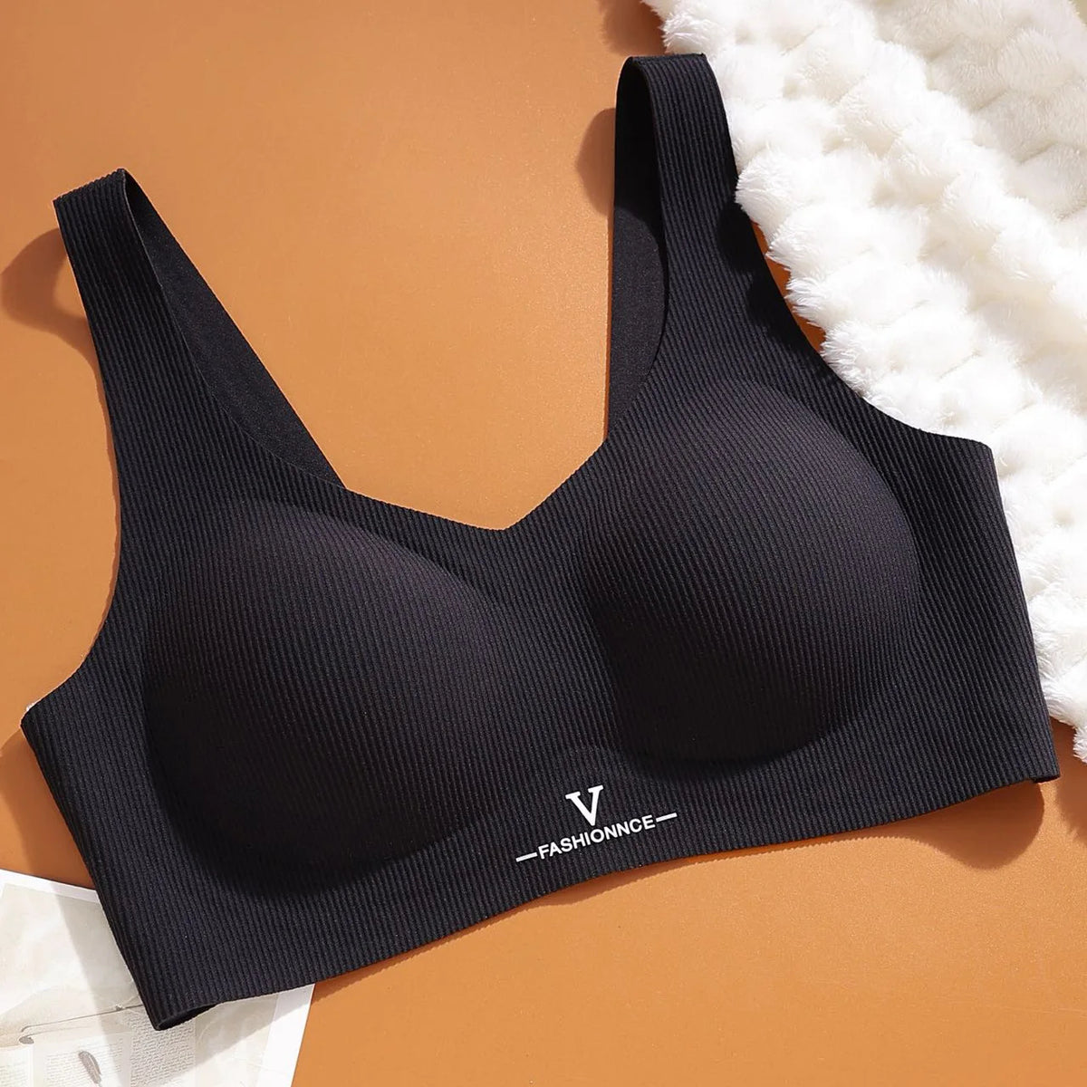 Thin Wide Strap Seamless Bra