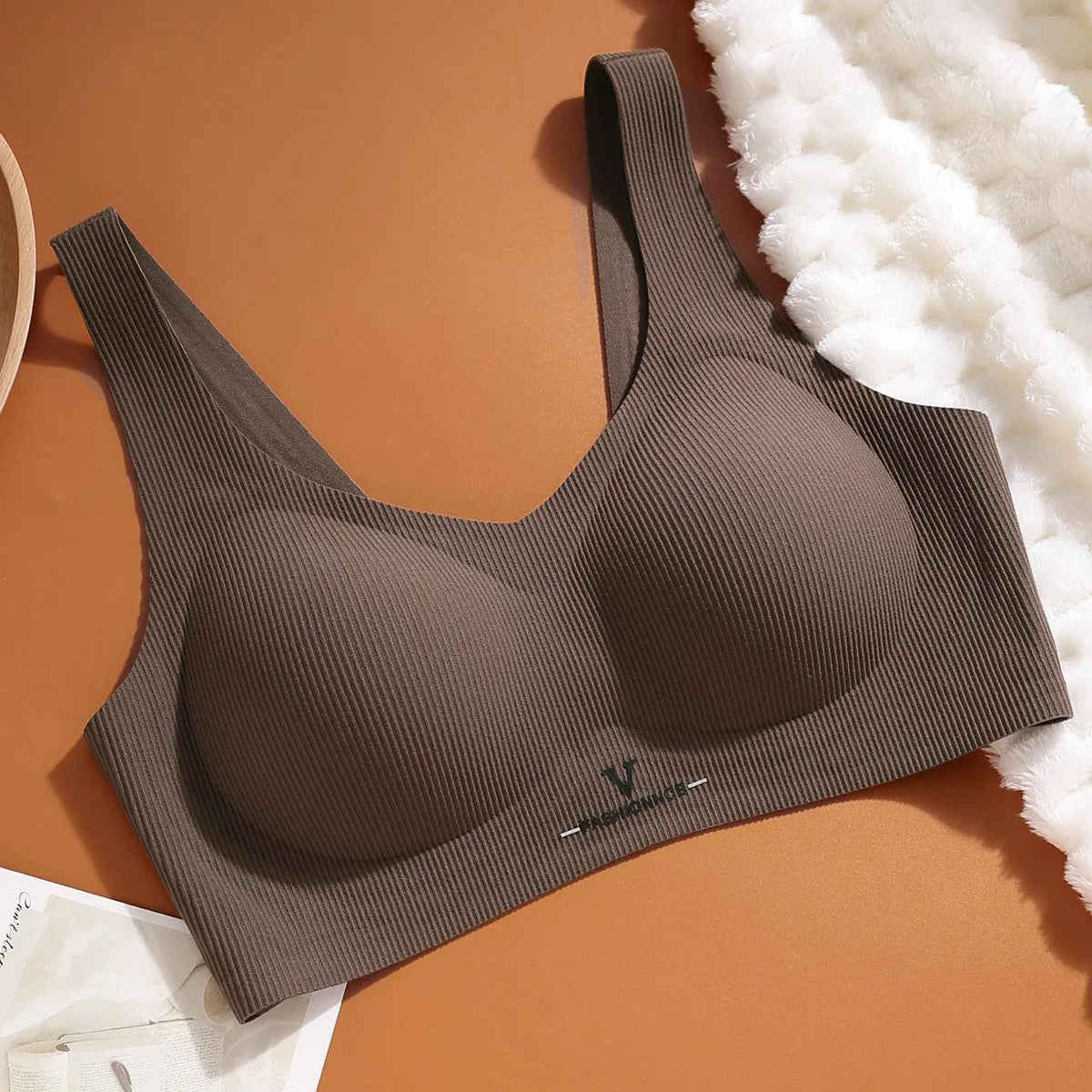 Thin Wide Strap Seamless Bra