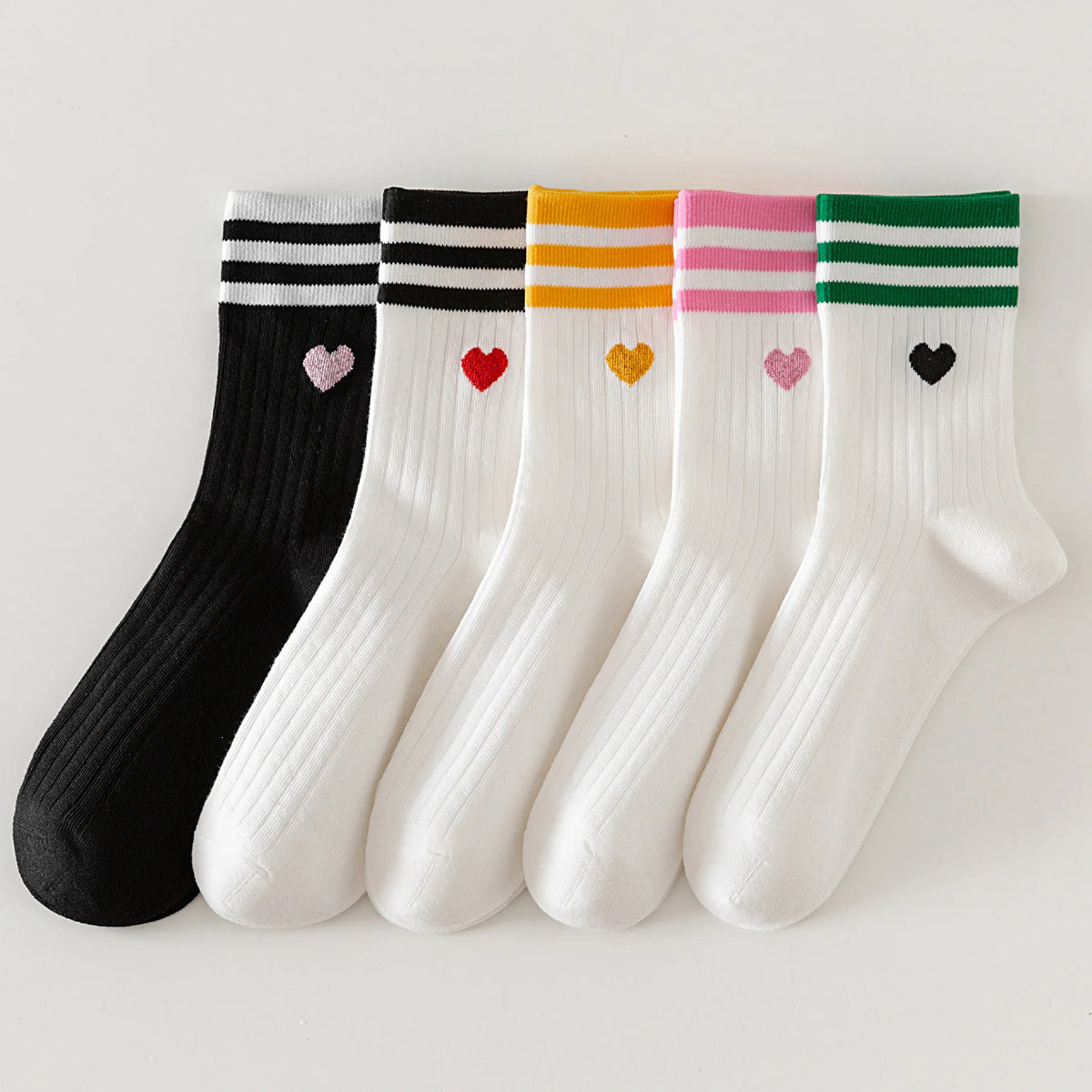 Parallel Bar Socks Fashionable Heart Design